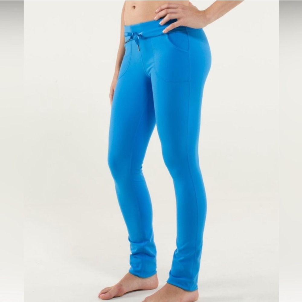Lululemon RARE Skinny Will Cobalt Blue Fold Over Waist Athletic Pants Size 6
